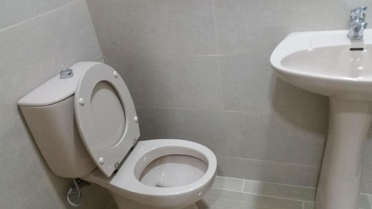 Porto Arrabida Gaia, Big Comfortable, 4Or6 Pax, Ground Floor Вила-Нова-ди-Гая Экстерьер фото